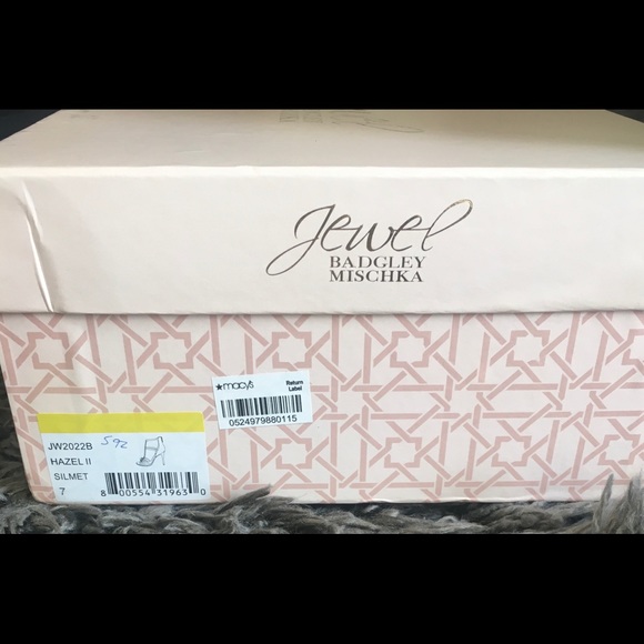 Shoes - Picture 3 of 9